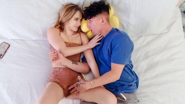 Shes Breeding Material – Becky Summer-avr