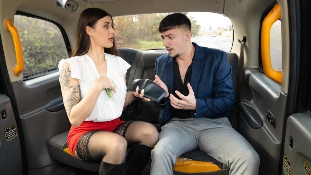 Female Fake Taxi – Billie Star-avr